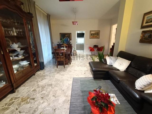 Appartamento in vendita di 144 m² in Via Odoardo Giansanti
