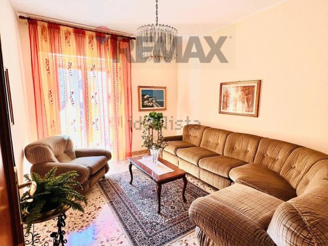 Appartamento in vendita di 144 m² in Via Oreto, 321