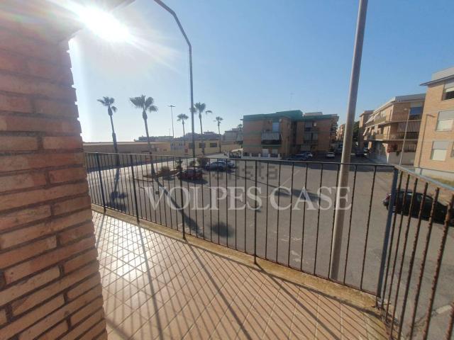 Appartamento in vendita di 144 m² in Via Lazio