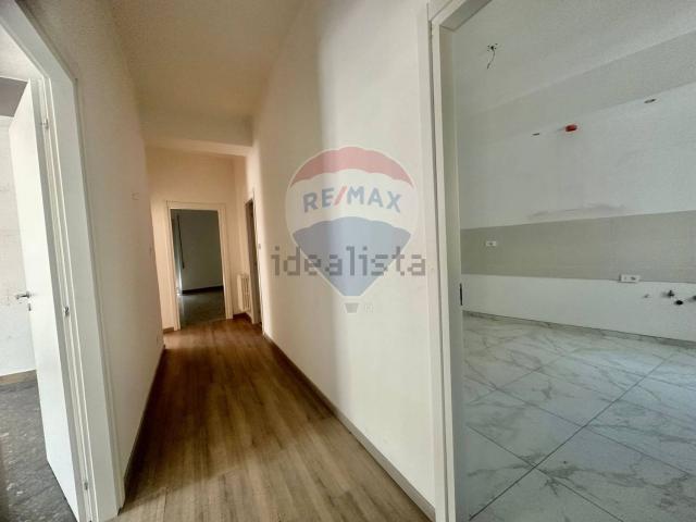 Appartamento in vendita di 144 m² in Via Liguria, 7