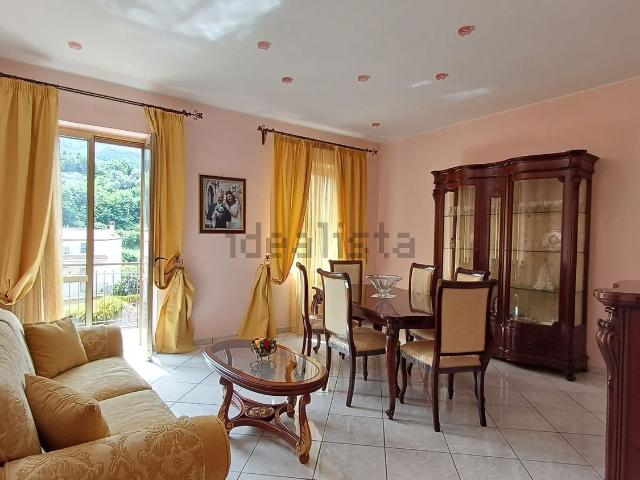 Appartamento in vendita di 144 m² in Via Nazionale