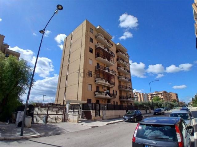 Appartamento in vendita di 144 m² in Via Nicola Campanile