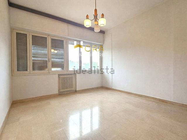 Appartamento in vendita di 144 m² in Via Piagentina