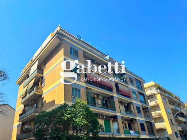 Appartamento in vendita di 144 m² in Via Prenestina, 416