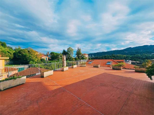 Appartamento in vendita di 144 m² in Via Privata Bosena, 33