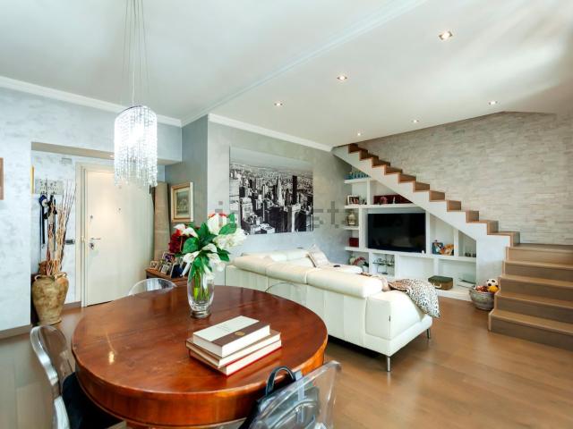 Appartamento in vendita di 144 m² in Via Roberto Lepetit, 212