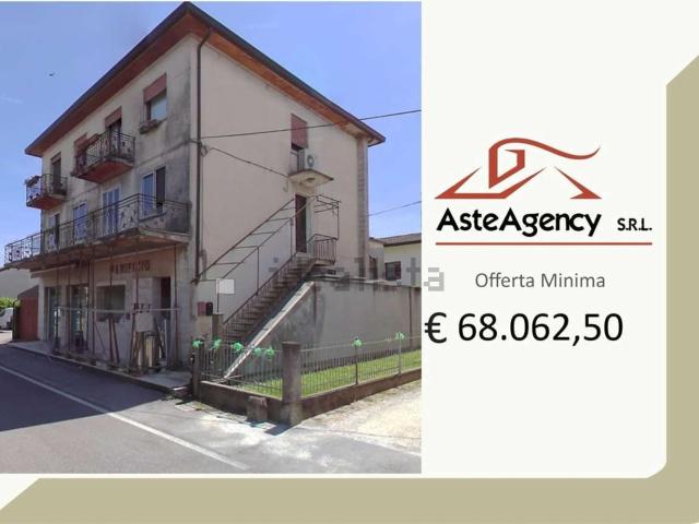 Appartamento in vendita di 144 m² in Via Roma, 60