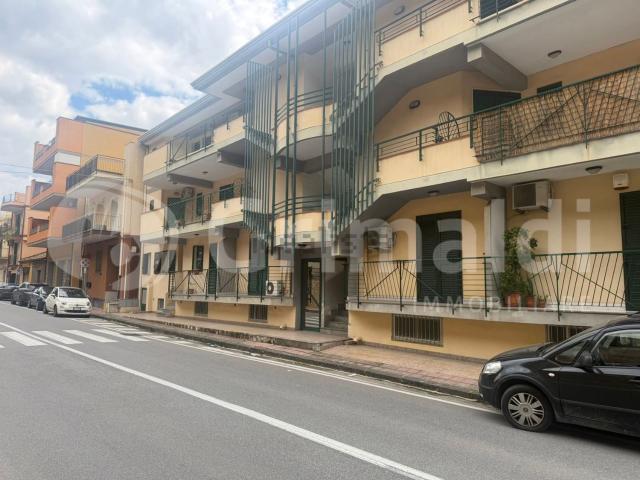 Appartamento in vendita di 144 m² in Via Roma, 343