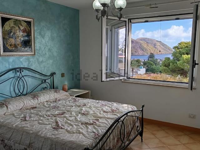 Appartamento in vendita di 144 m² in Via Zinzolo
