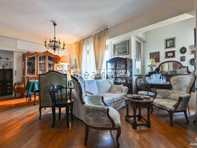 Appartamento in vendita di 144 m² in Viale della Libertà