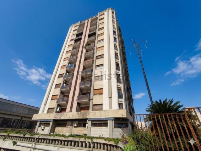 Appartamento in vendita di 144 m² in Viale della Regione Siciliana, 4468