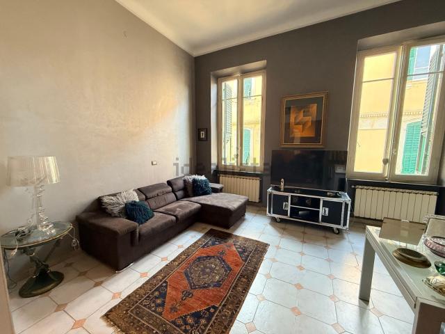 Appartamento in vendita di 144 m² in Viale Martiri della Libertà