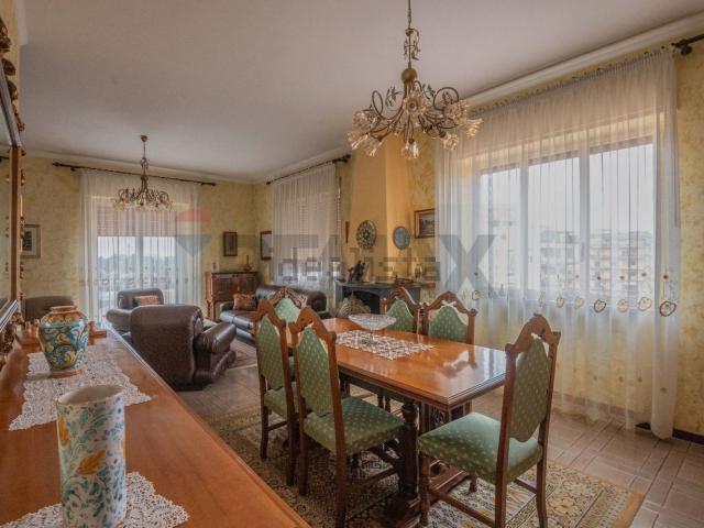 Appartamento in vendita di 144 m² in Viale Mario Milazzo, 71