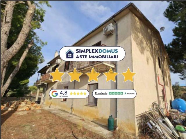 Appartamento in vendita di 144 m² in Contrada Sovereto