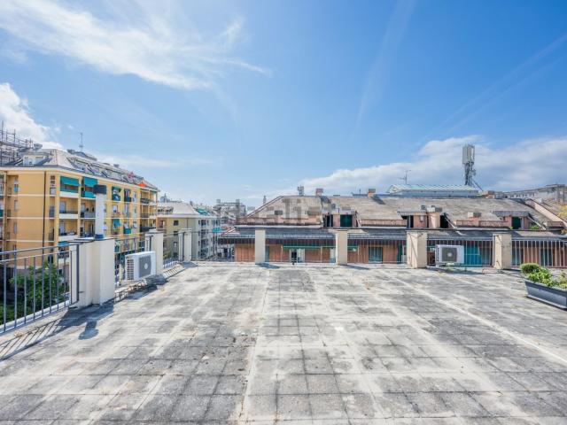 Appartamento in vendita di 144 m² in Corso Europa, 333