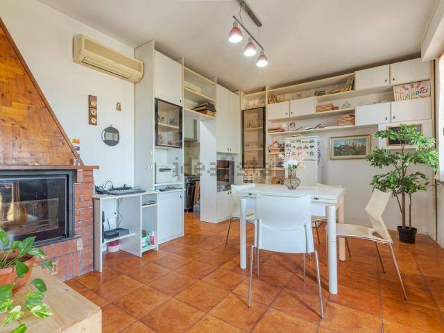 Appartamento in vendita di 144 m² in Località il merlo