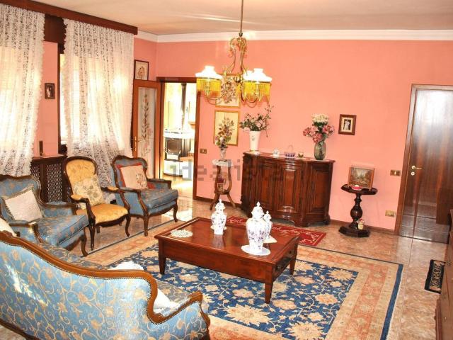 Appartamento in vendita di 145 m²