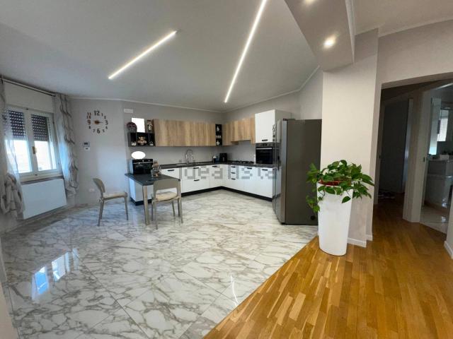 Appartamento in vendita di 145 m²