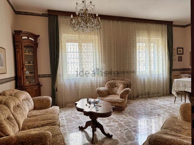 Appartamento in vendita di 145 m²
