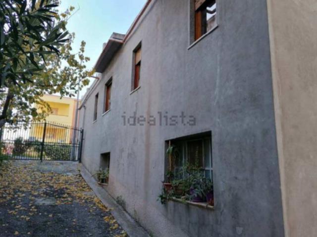 Appartamento in vendita di 145 m² in Via C. Pidala&apos