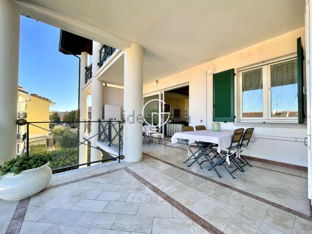 Appartamento in vendita di 145 m² in Via Cavour