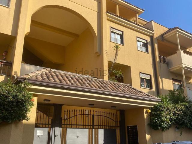 Appartamento in vendita di 145 m² in Via Carmelo Giarrizzo, 16