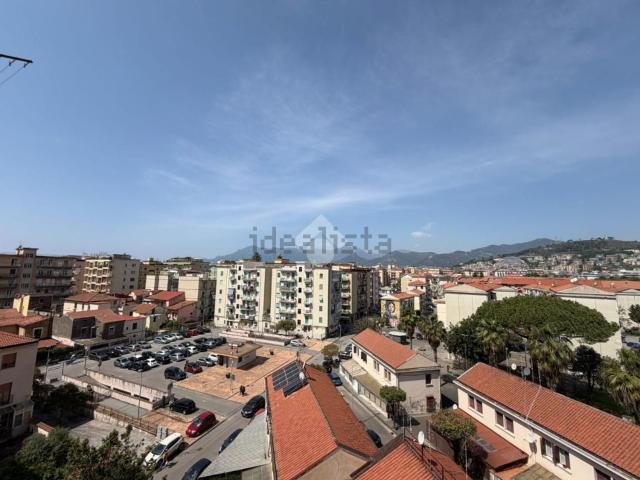Appartamento in vendita di 145 m² in Via Amendola Giovanni Battista, 91