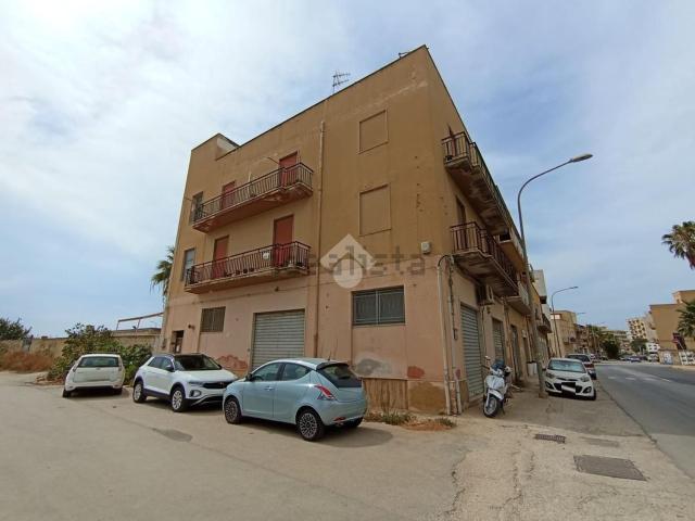 Appartamento in vendita di 145 m² in Via Antonino Frazzitta, 4