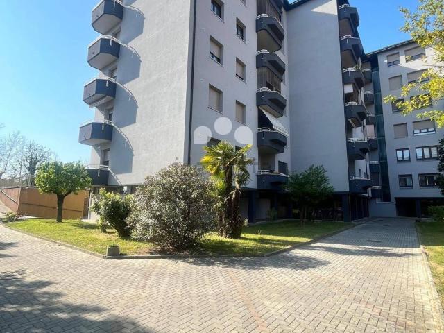 Appartamento in vendita di 145 m² in Via Angelo Ferrario, 29