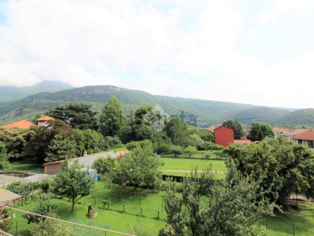 Appartamento in vendita di 145 m² in Via Aosta, 30