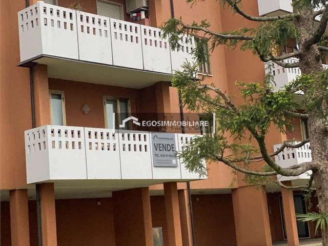 Appartamento in vendita di 145 m² in Via Alcide de Gasperi, 13