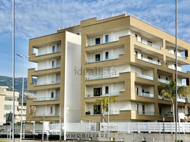 Appartamento in vendita di 145 m² in Via Appia