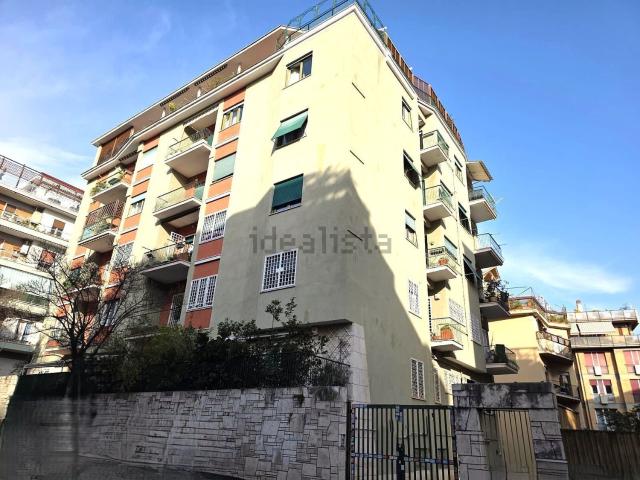 Appartamento in vendita di 145 m² in Via Attilio Friggeri