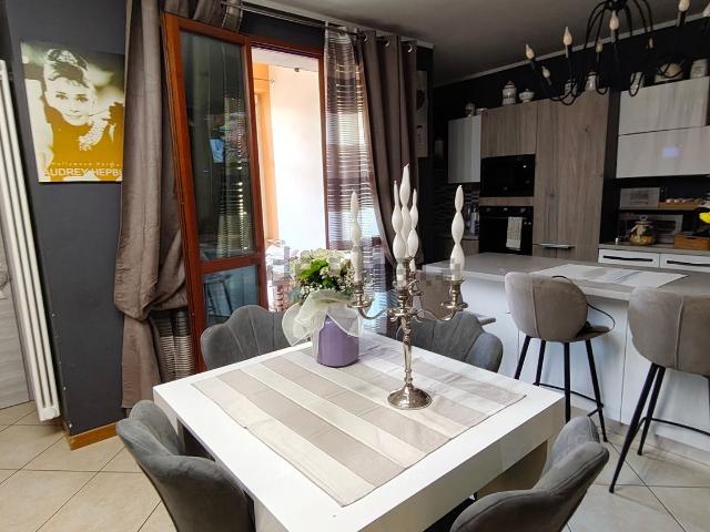 Appartamento in vendita di 145 m² in Via Attilio Orioli