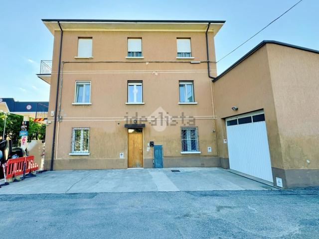 Appartamento in vendita di 145 m² in Via G. Marconi, 73