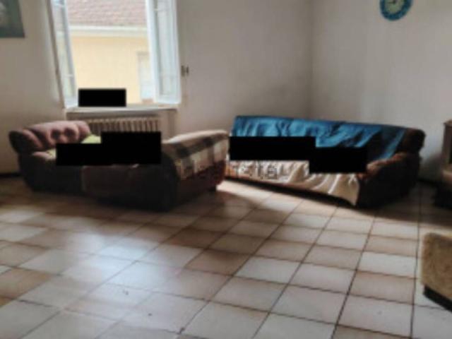 Appartamento in vendita di 145 m² in Via Gen. Reisoli
