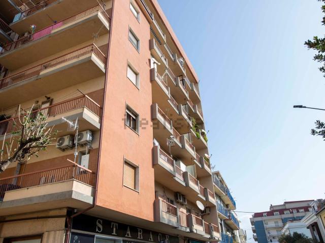 Appartamento in vendita di 145 m² in Via Genova, 32