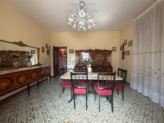 Appartamento in vendita di 145 m² in Via Gioacchino Rossini, 26