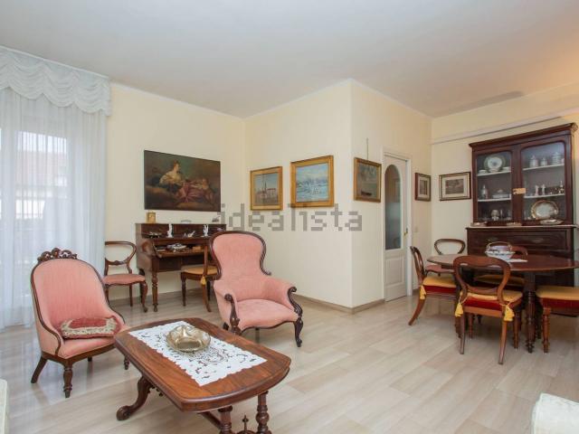 Appartamento in vendita di 145 m² in Via Giovanni Battista Niccolini, 30