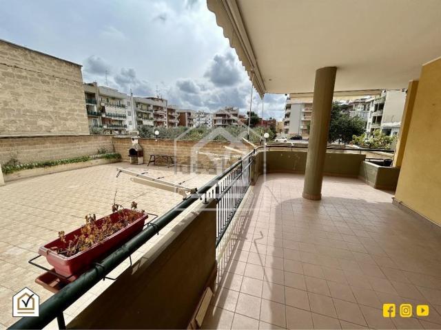 Appartamento in vendita di 145 m² in Via Guido Reni