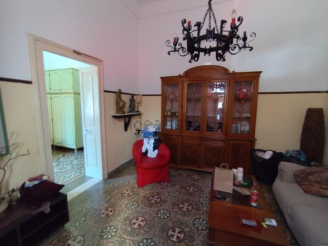 Appartamento in vendita di 145 m² in Via Don Luigi Sturzo