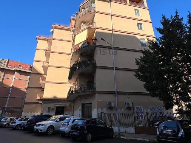 Appartamento in vendita di 145 m² in Via dei Carbonari Dauni, 11
