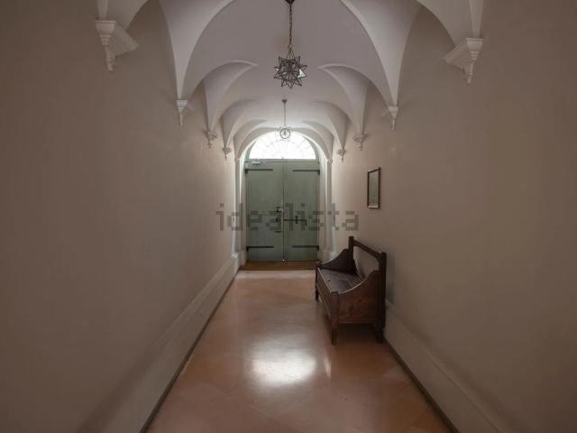 Appartamento in vendita di 145 m² in Via del Teatro