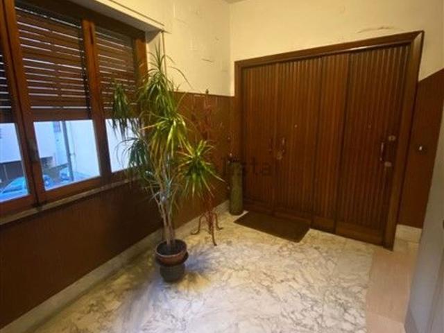 Appartamento in vendita di 145 m² in Via delle Cento Stelle