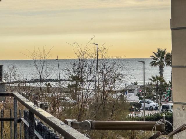 Appartamento in vendita di 145 m² in Via delle Nereidi