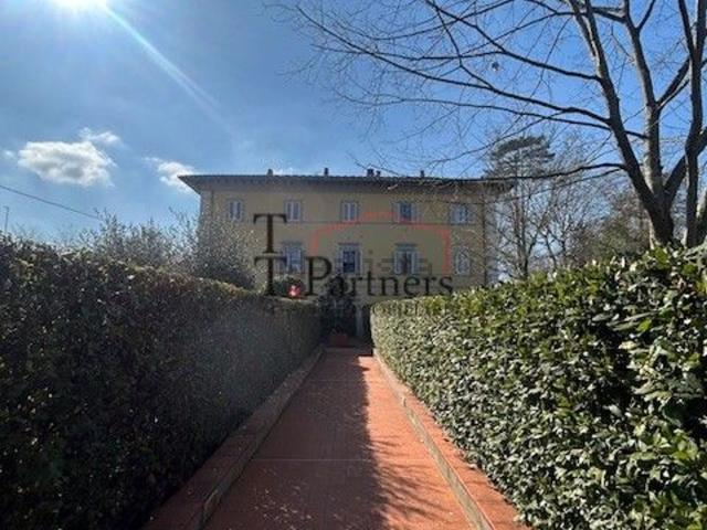 Appartamento in vendita di 145 m² in Via di Mosciano, 8