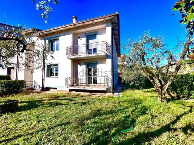 Appartamento in vendita di 145 m² in Via Filippo Lippi, 22