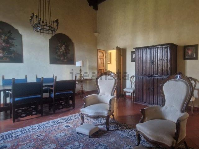 Appartamento in vendita di 145 m² in Via Franceschi