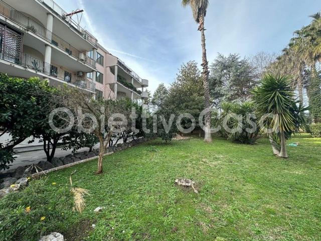 Appartamento in vendita di 145 m² in Via Francesco Marchesiello, 147