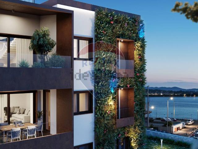 Appartamento in vendita di 145 m² in Via Francesco Baracca, 2